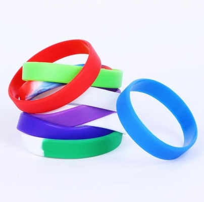 Braceletes relativos à promoção da borracha de silicone, braceletes feitos sob encomenda do silicone coloridos