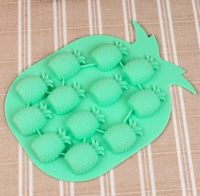 As bandejas impressionantes Bpa do cubo de gelo da novidade de 2 polegadas livram o material não tóxico reusável