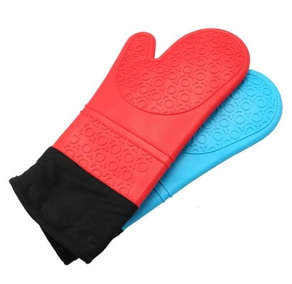 Pares profissionais Lightweigtht das luvas da cozinha do silicone do forno micro-ondas