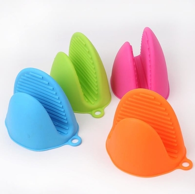 Luvas longas redondas com fogo dos dedos - luvas resistentes do forno do silicone do forno