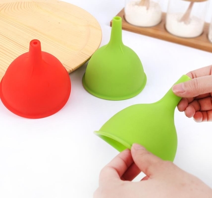 Grandes ferramentas padrão da cozinha do funil do óleo de silicone do produto comestível do funil do tamanho