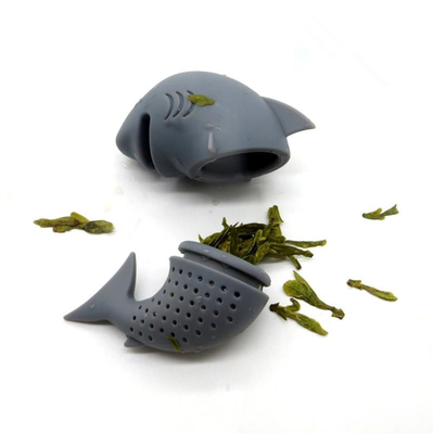 O tubarão do estilo do animal de mar deu forma ao chá Infuser do silicone do produto comestível