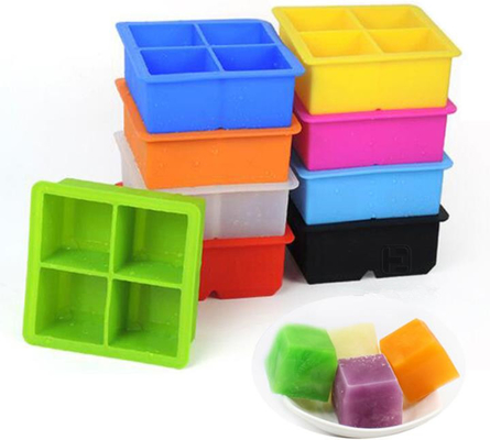 o cubo de gelo do silicone 4pcs molda Logo And Custom Embossed Logo imprimindo feito sob encomenda