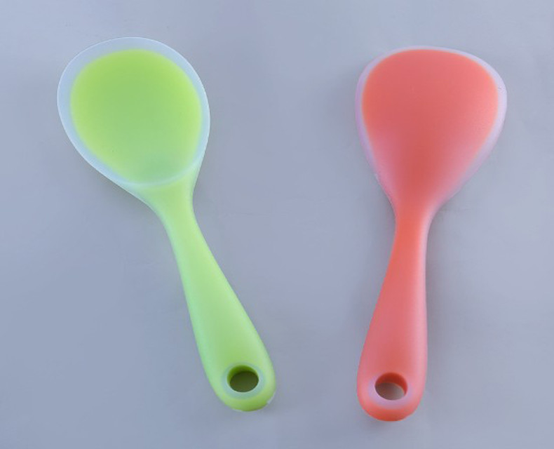 O arroz do silicone do produto comestível dá ferramentas da cozinha com cor translúcida