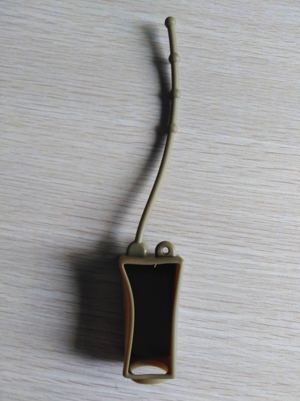 Suporte de garrafa preto do silicone da cor 29ML com a garrafa dos PP para o Sanitizer da mão